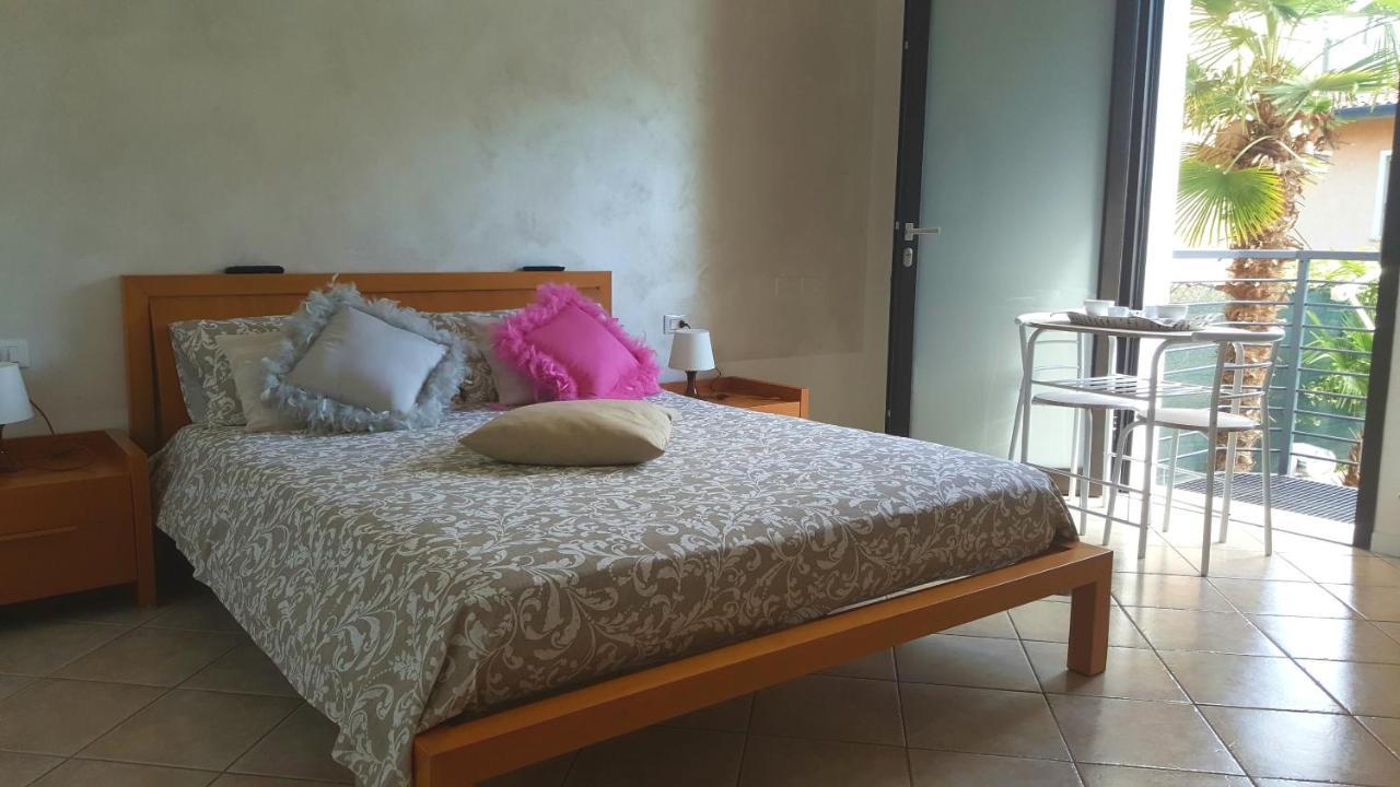 B&B Casa Gaia - Sirmione Eksteriør billede