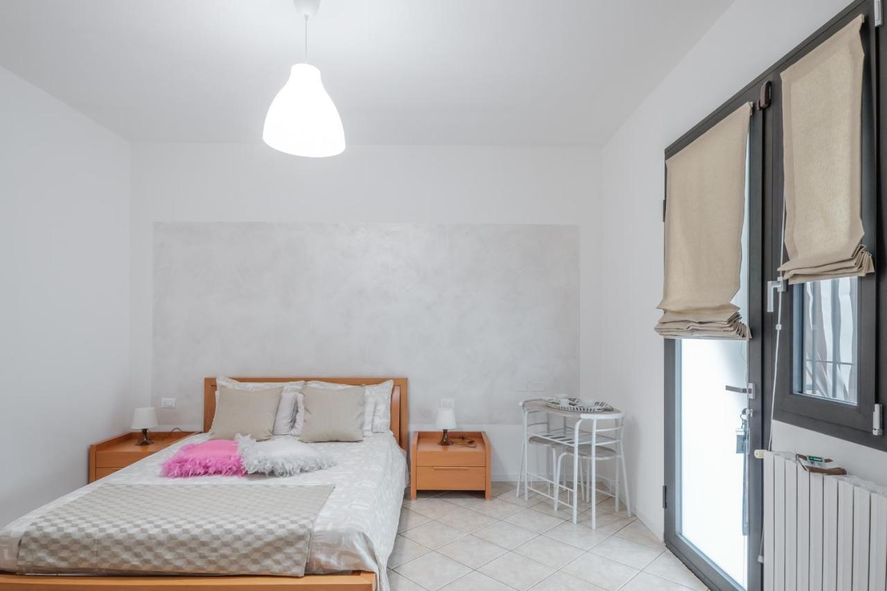 B&B Casa Gaia - Sirmione Eksteriør billede
